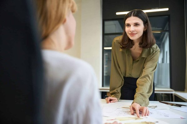 What are the benefits of using cloud-based project management tools for UK remote teams?